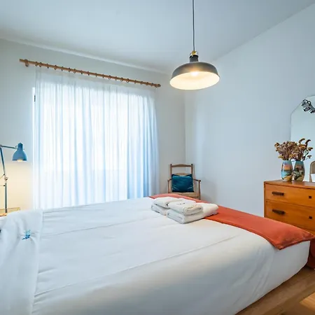 Charming Retreat Near Boavista With Elevator Appartamento