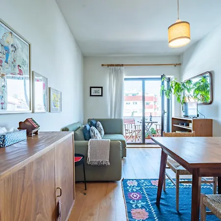 Charming Retreat Near Boavista With Elevator *