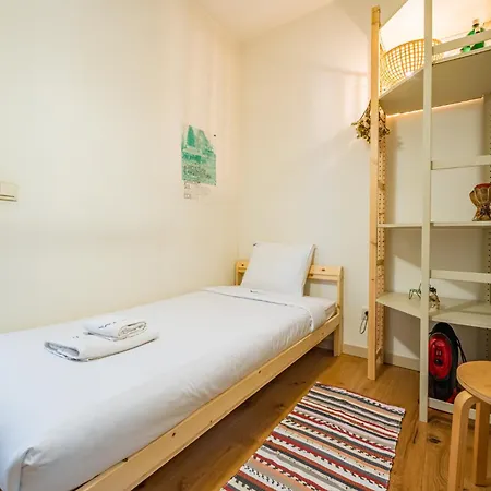 Charming Retreat Near Boavista With Elevator Apartment Porto